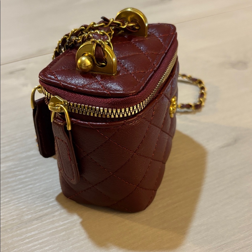 New  Quilted Burbugdy  Chain‎ mini Bag - Picture 2 of 6